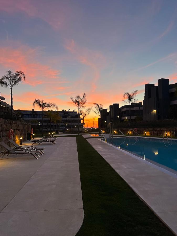 The Golden Oasis Penthouse Apartment Estepona Luaran gambar
